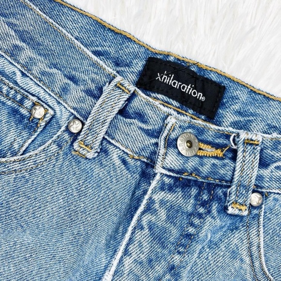 Vintage Y2K Xhilaration Girls SZ (8) Light Wash Floral Embroidered Flare Jeans - Picture 6 of 6